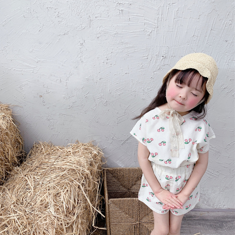 子供服 夏 女の子 韓国スタイル さくらんぼ柄 スーツ 上着 Tシャツ パンツ 2点セット キッズ 3 8歳 レディースアパレル 香山 株式会社 問屋 仕入れ 卸 卸売の専門 仕入れならnetsea