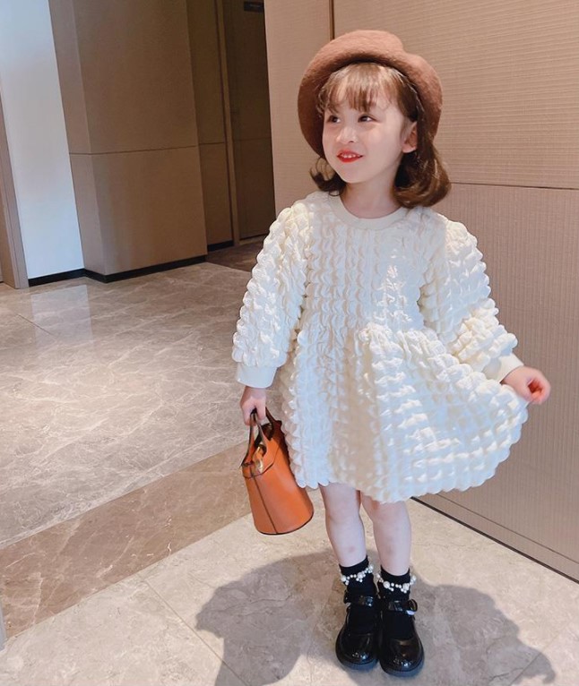 【2022春新作】韓国風子供服  ベビー服    女の子   スカート  全2色   ワンピース