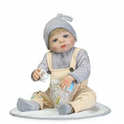 シミュレーション ソフトグルー 布ボディ 赤ちゃん かわいい 人形 個性 おもちゃ ギフト 女の子