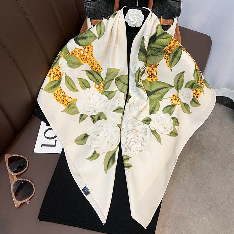 スカーフ　レディース　秋　レーヨン生地　花柄　韓国ファッション　 90*90cm　