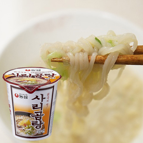新商品　農心 サリコムタンカップ麺　 61g　人気　韓国　ラーメン