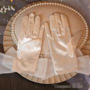 花嫁手袋 ウェディングドレス 短いスタイル レトロ sweet系 結婚式の飾り 真珠 パイナップル 飾り レース
