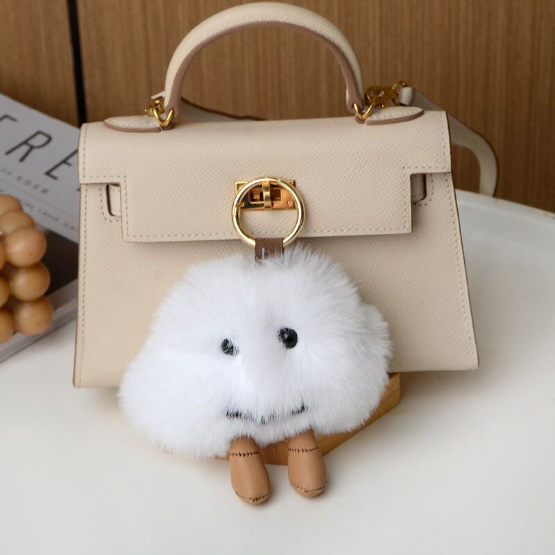 もふもふ雲キーホルダー リングカラビナ ファーボール バッグチャーム