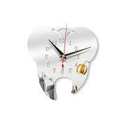 創意的で個性的な歯の鏡面掛け時計DIYアクリルテレビ背景壁静音壁貼り時計