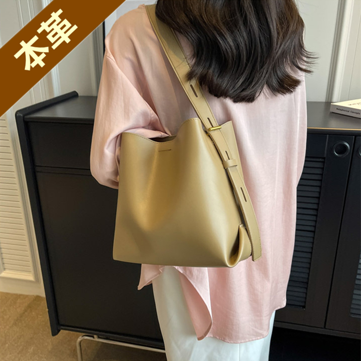 美品 本革 CALL BORSA ソフト牛革 ハンドバッグ ショルダーバッグ