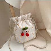 ins人気  子供用   子供バッグ  可愛い  収納バッグ   わらバッグ   バッグ    ショルダーバッグ