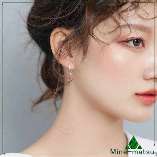 2023新作 しずく ピアス  耳飾り ファッション 設計感 レディース 可愛い 金属アレルギー