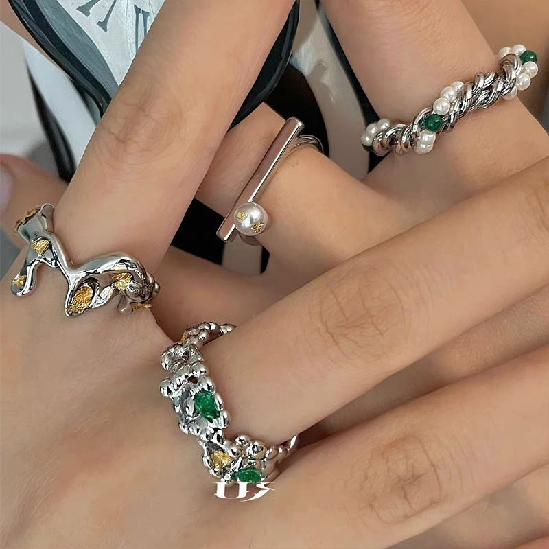 指輪　リング　アクセサリー　韓国ファッション　デザイン　金属　パール