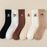 ソックス　靴下　ins風　レディース　韓国ファッション　コットン　秋冬　刺繍　クマ