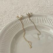 ピアス　イヤーカフ　アクセサリー　レディース　ファッション　デザイン