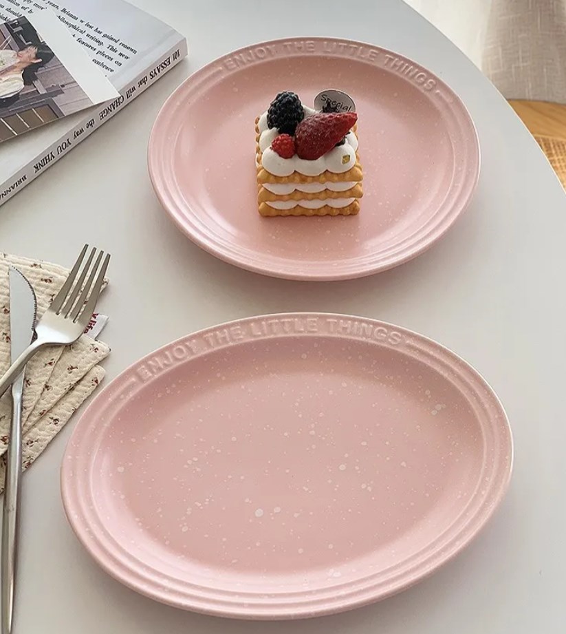 アクセサリー盤    撮影道具    飾りトレイ    ins風    楕円皿    ピンク    セラミック皿