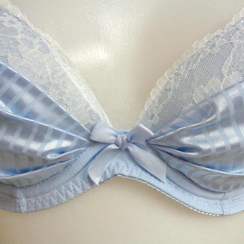 破格❤️美品❤️レディーススーツ❤️HILTON❤️ブラックストライプ❤️7号❤️パンツ 破格❤️美品❤️レディーススーツ❤️HILTON❤️ブラック