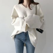 だるい風の外にセーターを着る女性の秋冬2022新型韓国版レトロVネックのボトムニットトップス