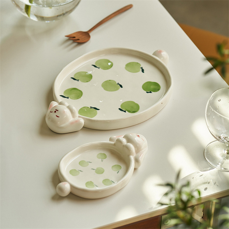 お値段以上です かわいい おやつ皿 円盤 料理皿 軽食皿 うさぎ 平皿