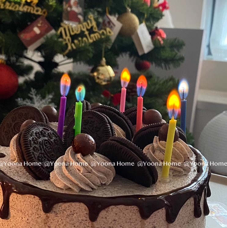 INS人気新品  アイデア ロウソク 色つきの炎 置物 ケーキ飾り 誕生日札 誕生日ケーキ 撮影道具 6本入り