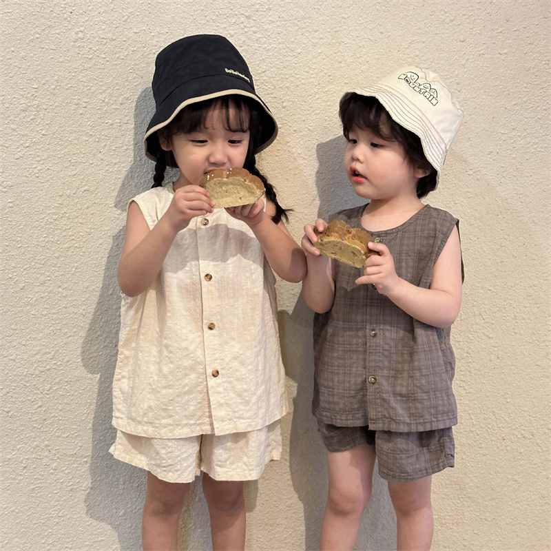 韓国の夏子供服 純綿 薄手 男の子 女の子 カジュアルベスト ショートパンツ スーツ