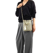 定番 人気商品【クーコ COOCO】メタリック柄編みミニ ショルダーバッグ