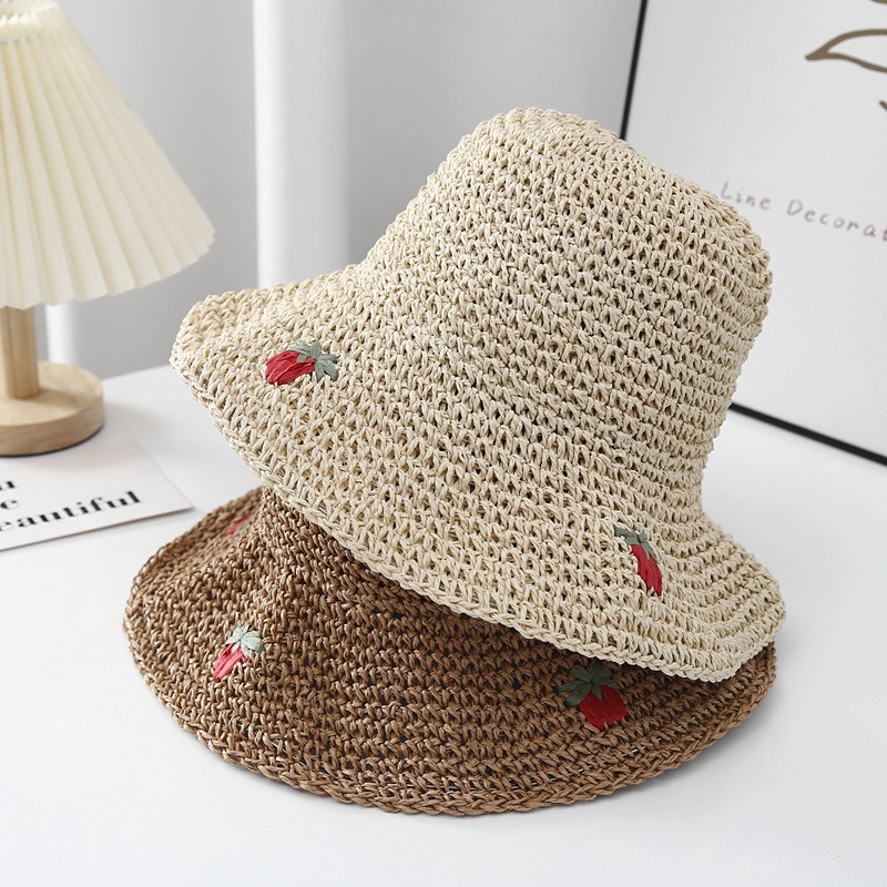 2色 夏のイチゴ柄 編み込みバケットハット ファッション麦わら帽子 紫外線対策 ビーチハット