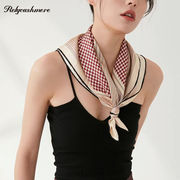 桑シルクスカーフ ファッションチェック柄スカーフ 絹のスカーフ 四角いタオル ヘアアクセサリー