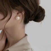 韓国のスクエアパールイヤリング女性の2024年の新しいスタイルのイヤリング気質ファッションイヤリング