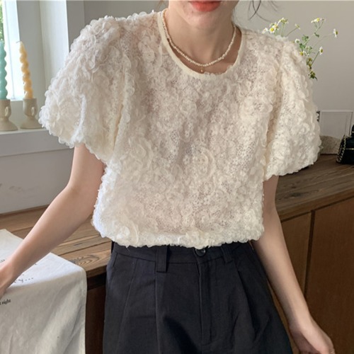 在庫処分セール 2024/4・レディース服上着・立体花柄・おしゃれ・半袖Tシャツ レディースウェア
