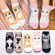 レディースソックス 猫 犬靴下 秋冬厚手の靴下 可愛い カラフル 動物柄 靴下  女子靴下 綿の靴下 猫の雑貨