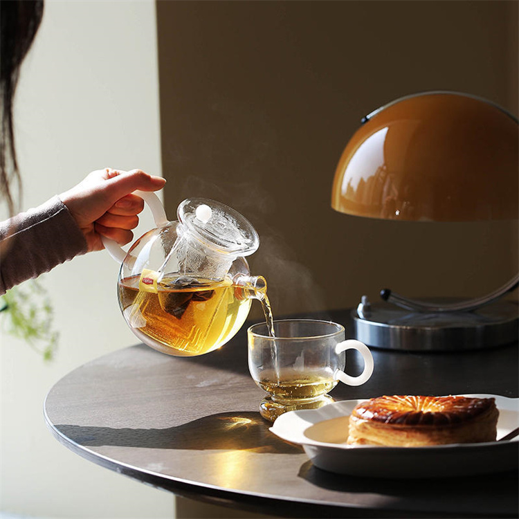 レビュー続々 煮茶器 湯沸かし器 1ポット+2杯 耐熱ティーポット ティーポット ろ過付き 煮泡ティーポット