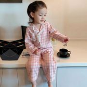 春と秋の子供服 女の子 ホーム服 スーツ レース チェック柄パジャマ