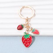 金属 いちごキーホルダー  いちご雑貨   キーチェーン  いちご雑貨
