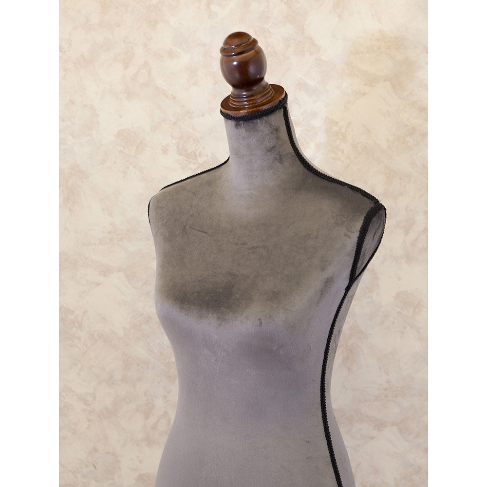 クラシカル トルソー【 L】♪ | 卸売・ 問屋・仕入れの専門サイト