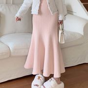 【秋服】韓国風レディース服  着痩せ　Aライン　ニット　ロングスカート