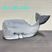 グレークジラのオブジェ