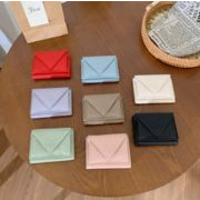 ミニ財布 レディース 三つ折り財布 レザー 財布 ボタン型 小銭入れ カード入れ 小さい財布