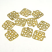 【在庫限り】 メタル合金パーツ 約21x19x0.8mm （丸カン内径1mm） ゴールドカラー 《10個》 金具