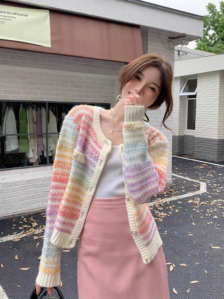2025新作　 着痩せ　ニットセーター　カーディガン レディース ファッション 着痩せ