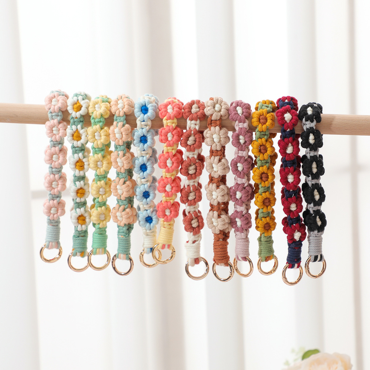 スマホ ストラップ 花柄 レディース ハンド ストラップ ハンド 手首 ペンラストラップ 推し活 キーホルダー