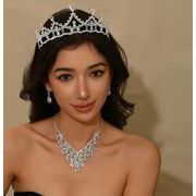 花嫁用 ティアラ3点セット ネックレス＆ピアス付き 欧米風 豪華でエレガントなウェディングアクセサリー