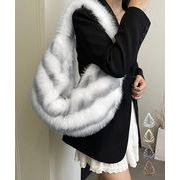 【日本倉庫即納】 ハーフムーンファーショルダートートバッグ