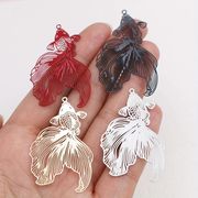 4色 金魚 チャーム 金魚 ペンダント DIYアクセサリーパーツ ジュエリーパーツ 金魚雑貨 31x46mm