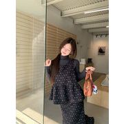 2025年INS 秋冬新作   気質   おしゃれ インナー+ ウール  花柄   ベスト +スカート  セット