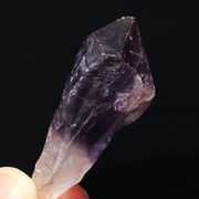原石　アメジスト　ポイント　ブラジル産　約10g以下