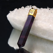 ペンダントトップ　スギライト＜南アフリカ産＞　ポイント型　Silver925　ゴールド