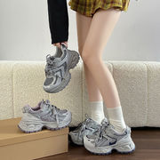 シューズ　運動靴　デザイン　韓国ファッション　INS