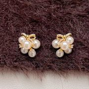 リボンピアス　パールピアス　ピアス　アクセサリー　韓国ファッション