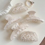 バンスクリップ　ヘアクリップ　ヘアアクセサリー　デザイン　髪飾り