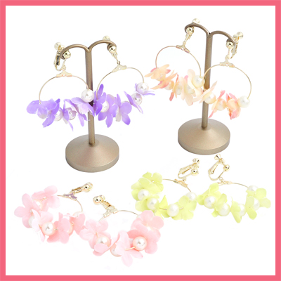 パールとお花のわっかイヤリング