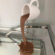 置物 カップから溢れるコーヒー アンティーク デザイン オブジェ