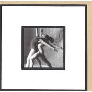 グリーティングカード 多目的/モノクロ写真 クローズリー「ダンスをする二人」窓付き