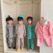 子供用パジャマ、スマイリー柄の刺繍入り春秋パジャマ、コットンクラスA子供用長袖パジャマセット