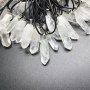 ネックレス 水晶 革紐ネックレス 1本 ブラジル産 結晶 原石 天然石 パワーストーン 癒し 浄化 国内発送